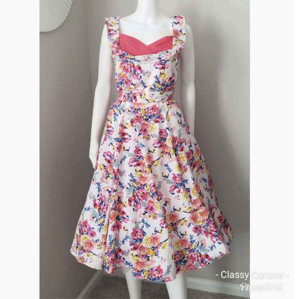 Vintage Style Floral Swing/Trad Wife Dress